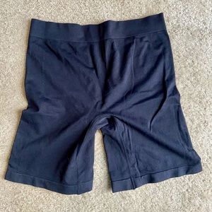 Woman’s shape wear bottoms. Size XL.